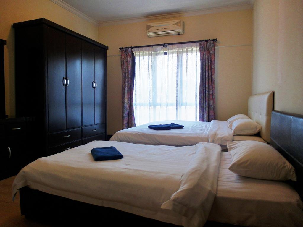 Marina Condominium Holiday Homestay Kota Kinabalu Ngoại thất bức ảnh